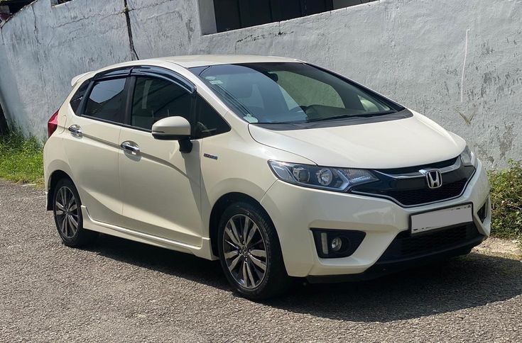 Honda Fit GP5 Hybrid