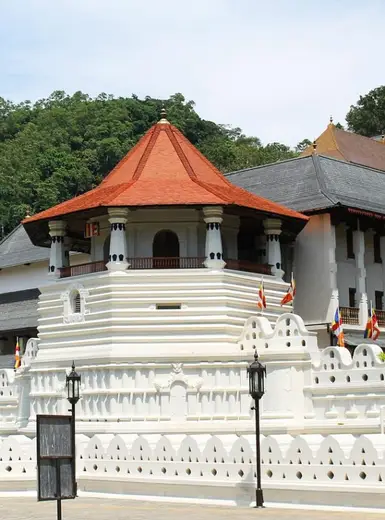 temple, kandy, travel, architecture, building, landmark, historic, architecture design, structure, tourism, design, kandy, kandy, kandy, kandy, kandy